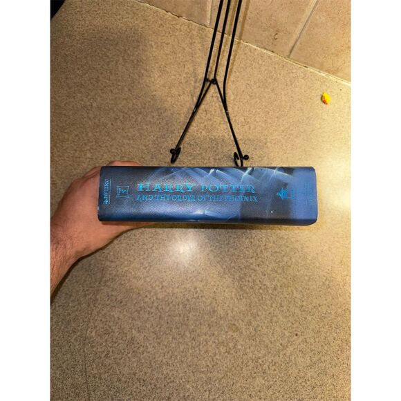 Harry Potter and the Order of the Phoenix First Edition Hardcover 2003 - Picture 4 of 5